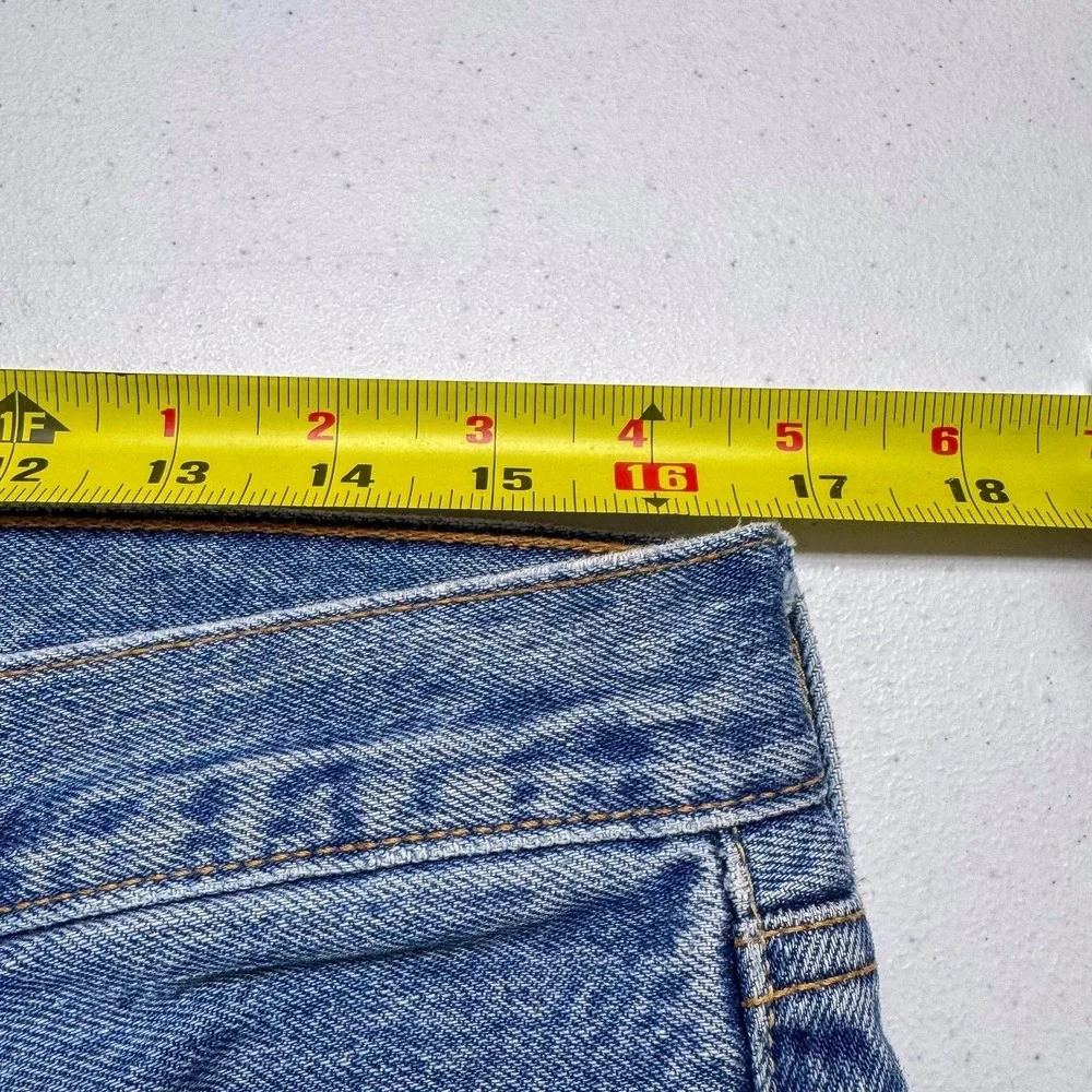 Levis 501 Jeans Mens 34 Blue Medium‎ Wash Straight Button Fly Denim Fits 34x29